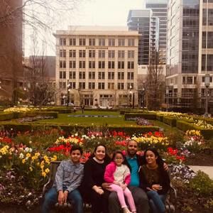 Meet your Posher, Linares